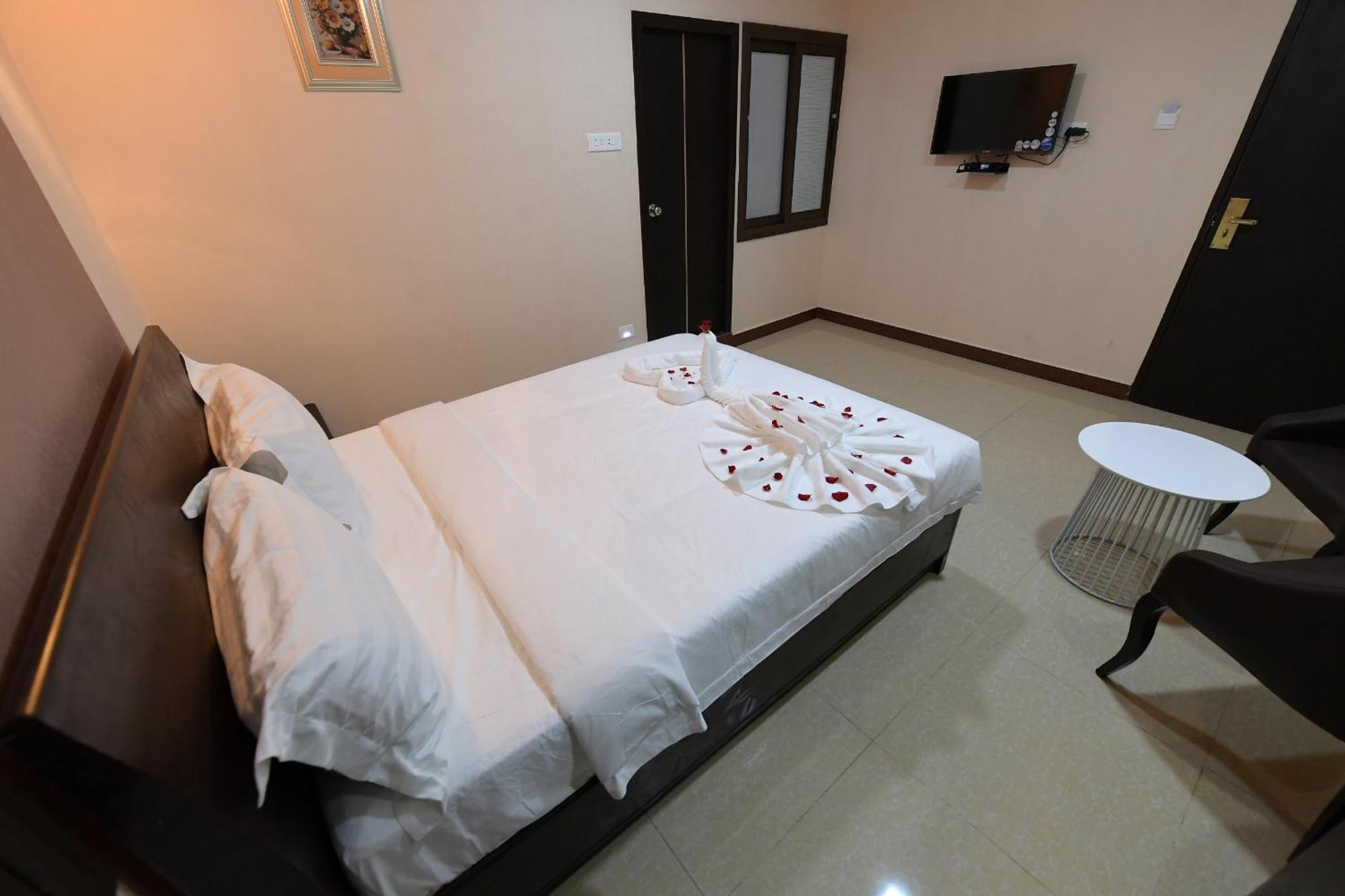 Coastal Grand Hotel Sampath Tiruchirappalli Kültér fotó