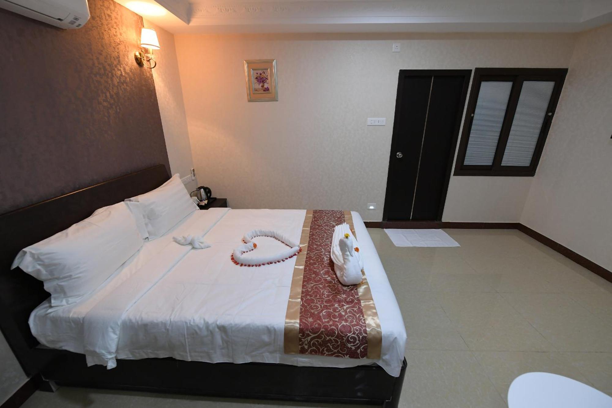 Coastal Grand Hotel Sampath Tiruchirappalli Kültér fotó