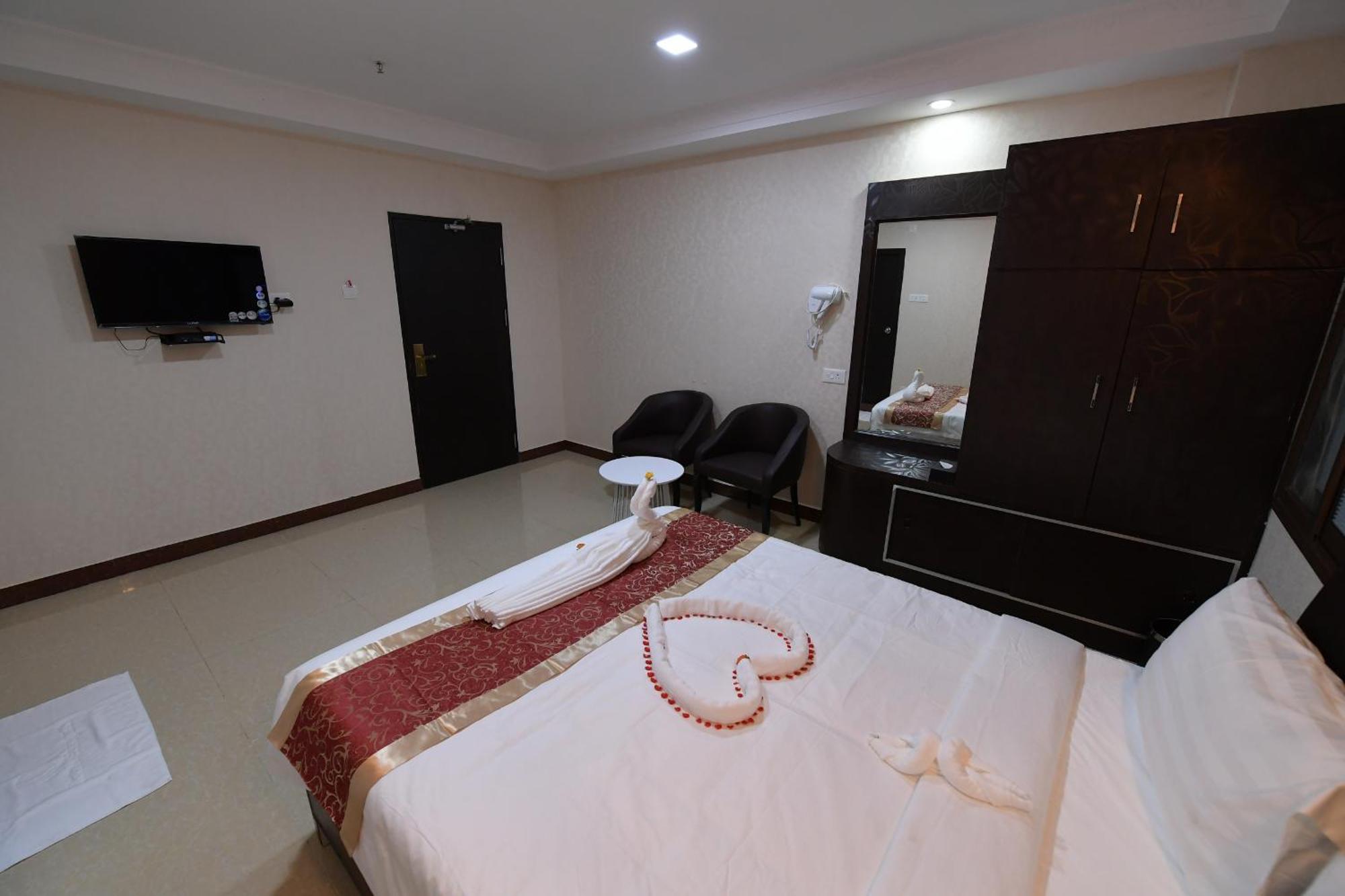 Coastal Grand Hotel Sampath Tiruchirappalli Kültér fotó